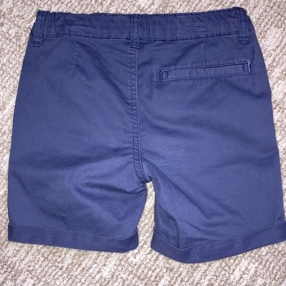 ARIZONA JEAN CO. 2 Pairs Midi Shorts - Picture 6 of 8